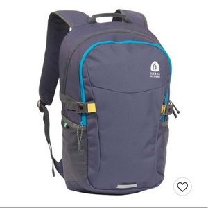 Sierra Designs Crested Butte 20L Daypack Gray